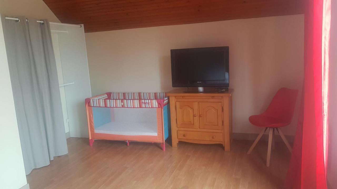 Au Rayon De Soleil Villa Trédias Exteriör bild